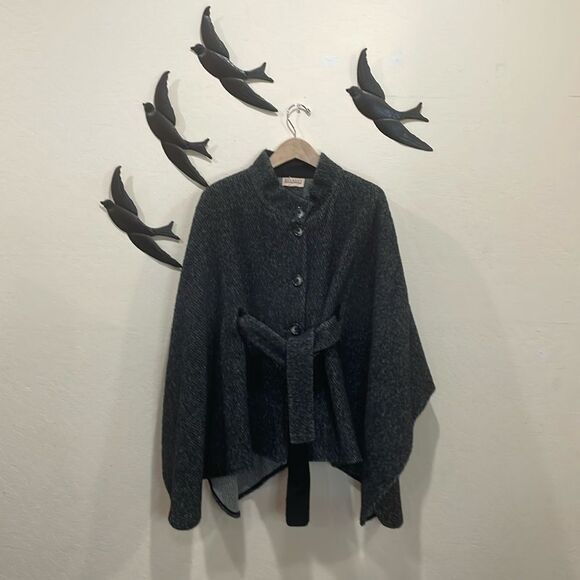 Blarney Woollen Mills Maggi Wool Cape Gray Black - O/S - NWOT - $298.00 - Picture 4 of 16